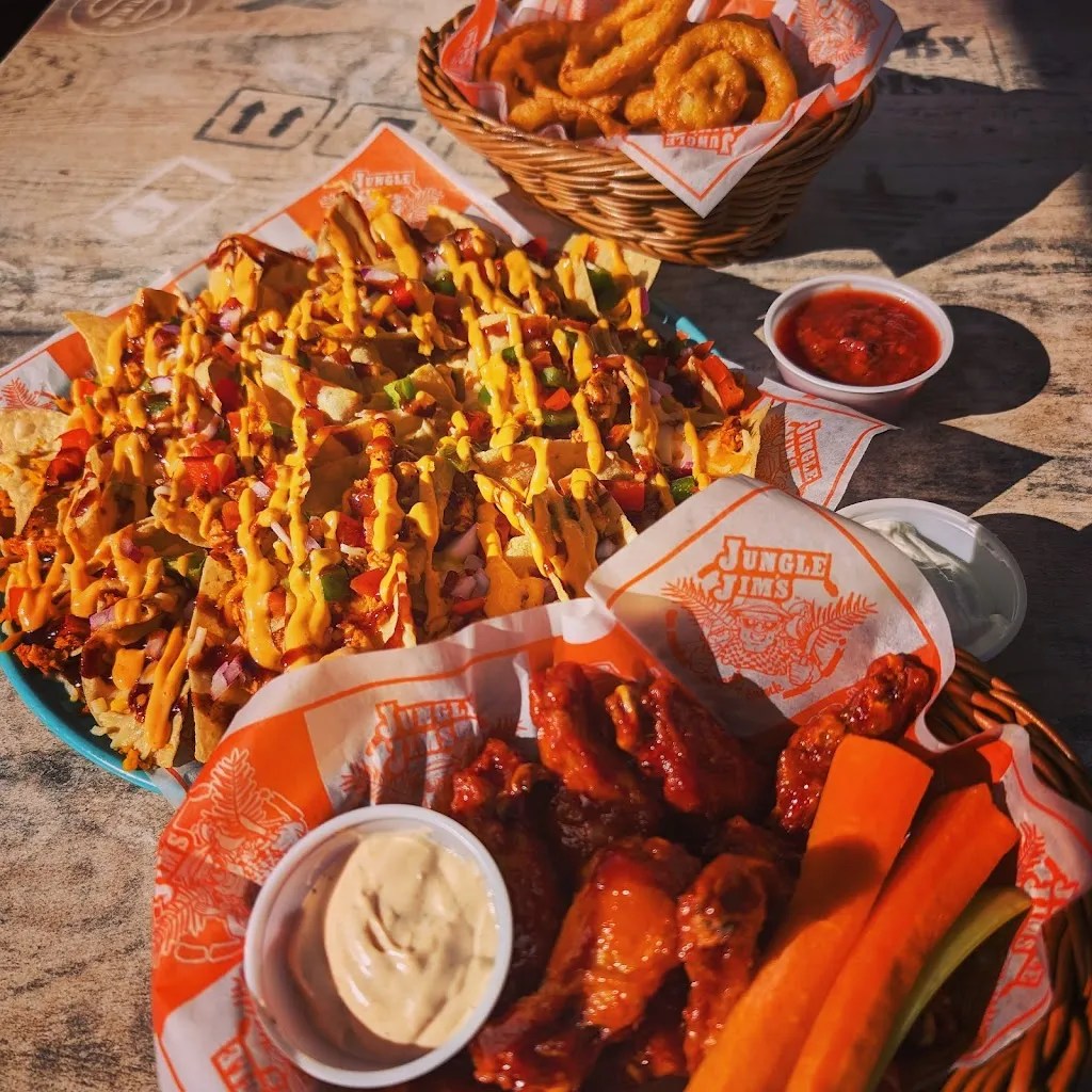 Jungle Jim's Eatery_Goulds_slider_imagen_2