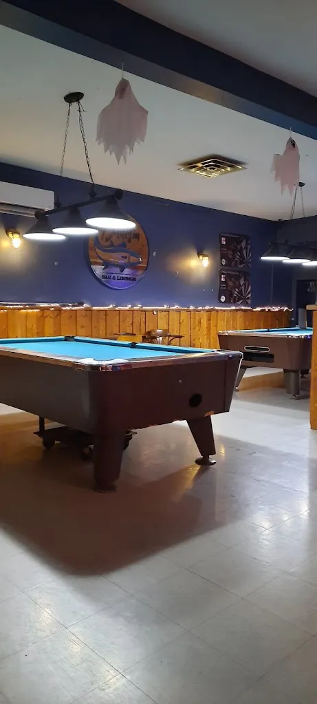 Blue Finn Lounge restaurante en Lewisporte