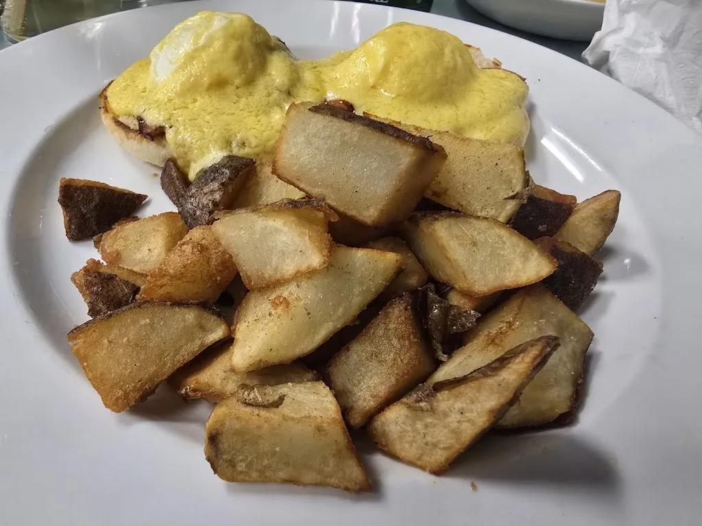 Woodland Wok & Grill restaurante en Hay River