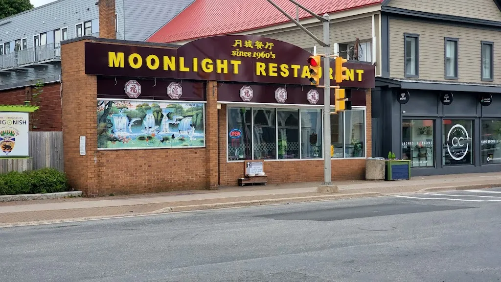 Moonlight Restaurant_Antigonish_slider_imagen_1