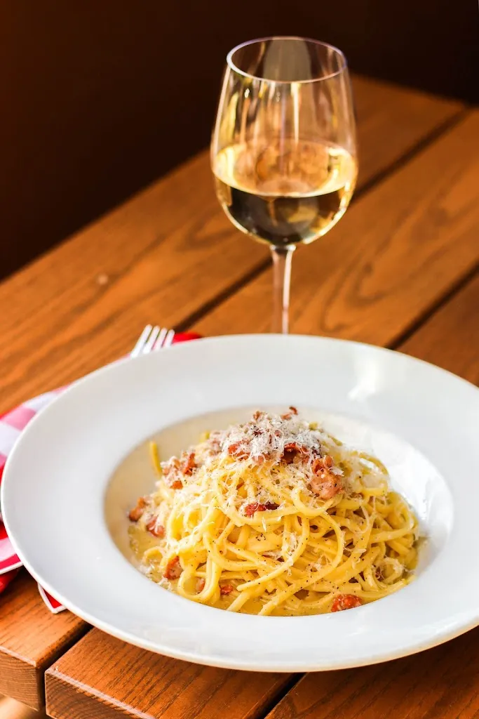 Ristorante a Mano_Halifax_slider_image_3