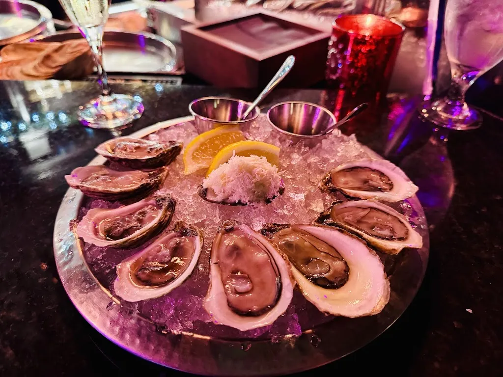 The Press Gang Restaurant and Oyster Bar_Halifax_slider_image_3