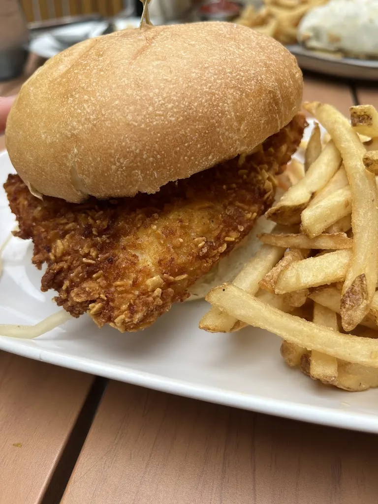 McKelvie's Restaurant_Halifax_slider_image_3