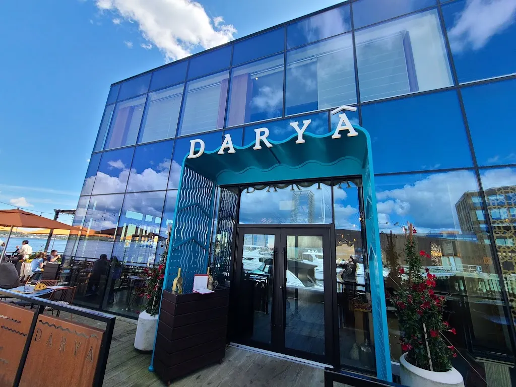 Daryâ restaurant à Halifax