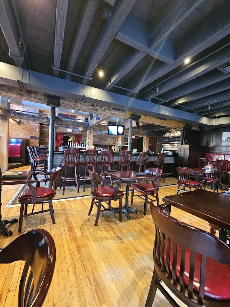 Bâton Rouge Grillhouse & Bar_Halifax_slider_image_3