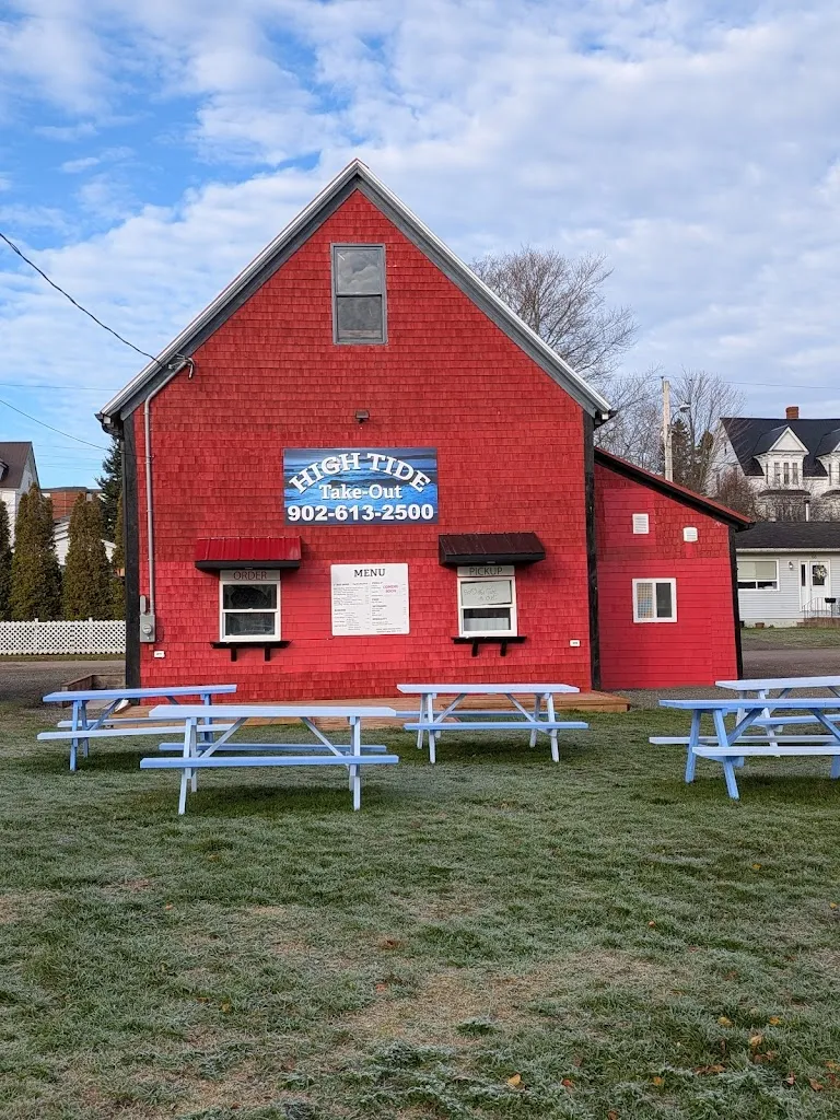 High Tide Take Out restaurant in Parrsboro