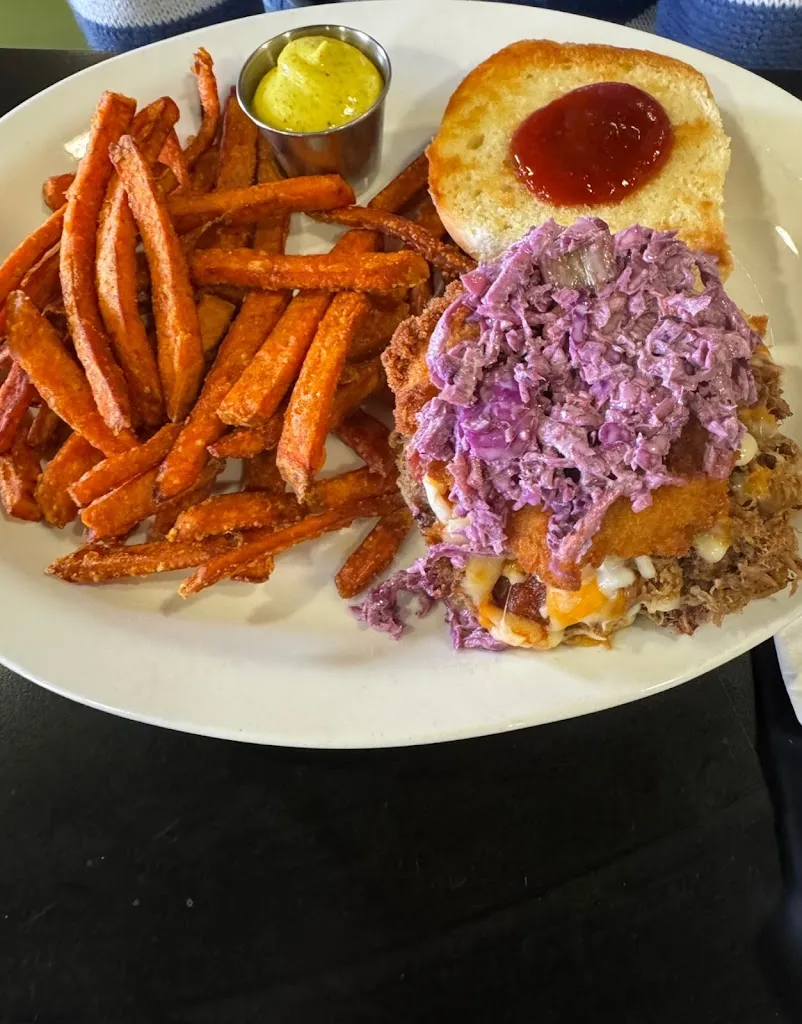 VANSHPREET SINGH_The Appleseed Modern Diner_New Glasgow_review