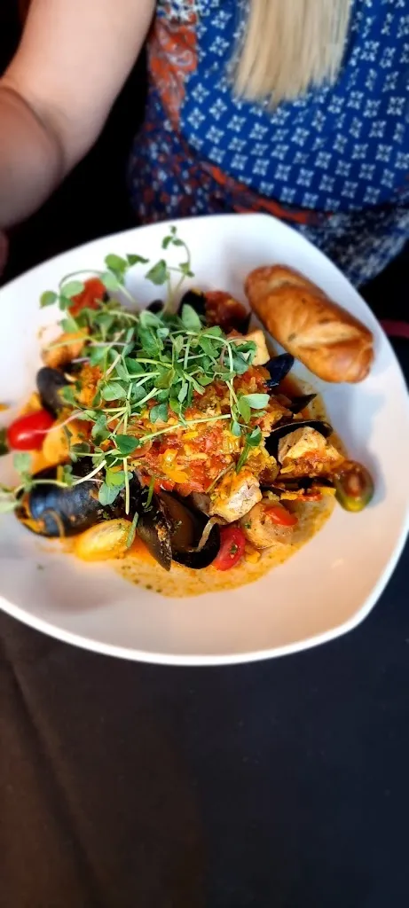 Dmytro Rozhkovych_Tilly's Kitchen_New Glasgow_review