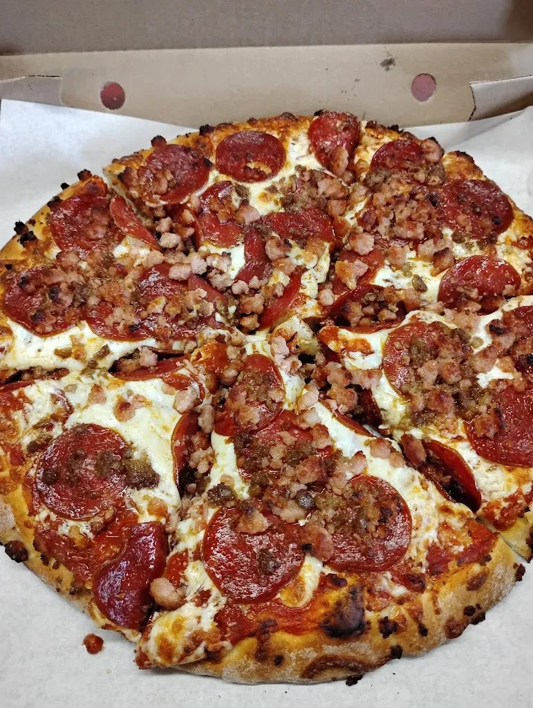Dixie Reynolds_Paizano's Pizzeria & Donair_Springhill_review