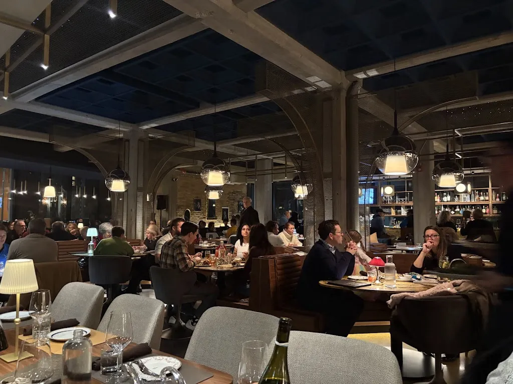 Nico Taverna_Windsor_slider_immagine_2