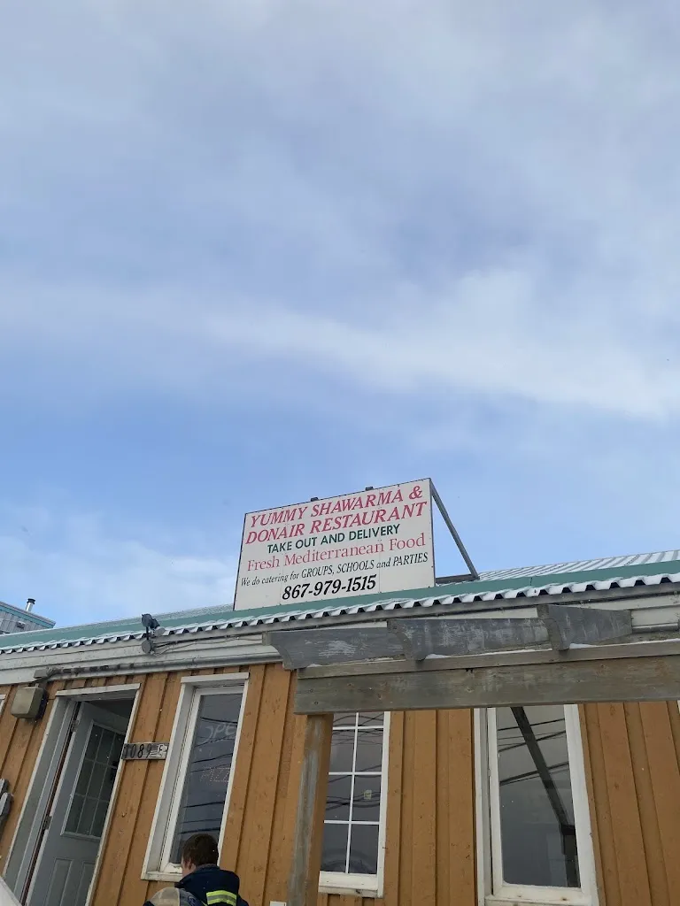 Princeton S._Yummy Shawarma_Iqaluit_avis