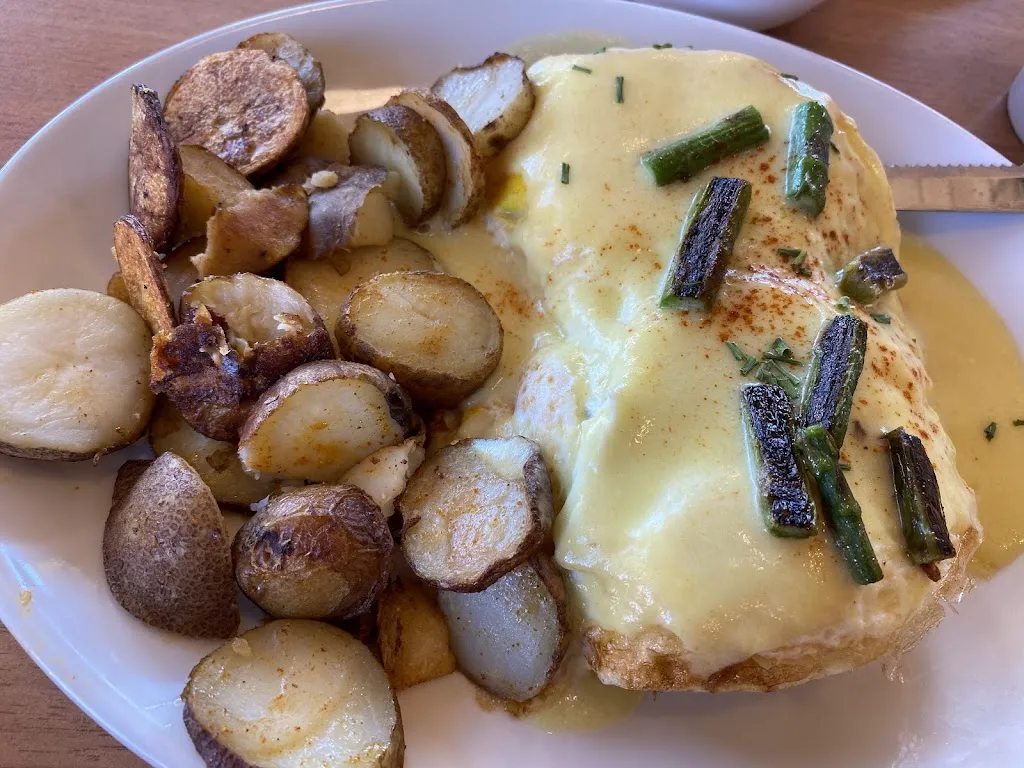 Patrick Trinidad_Sunset Grill_Ajax_review