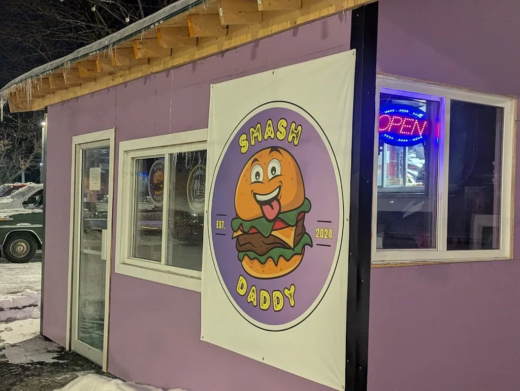 Smash Daddy - Bell’s Corners restaurant in Bells Corners