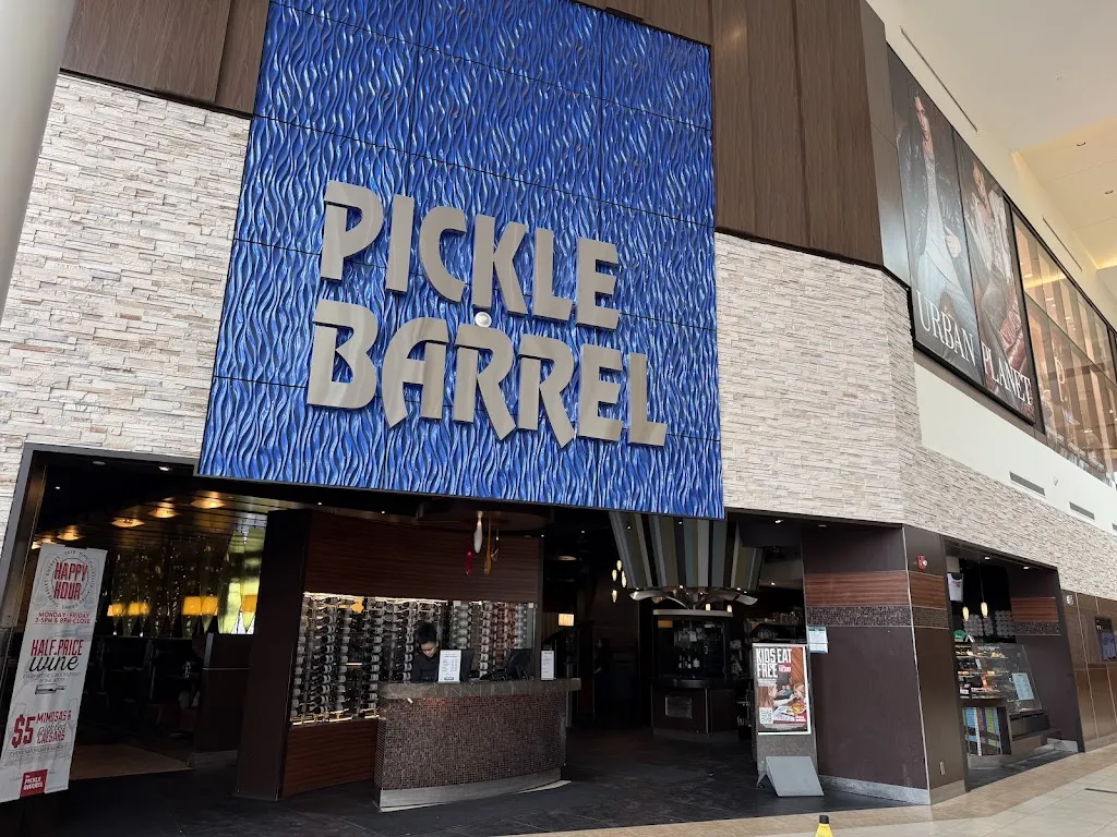 Pickle Barrel restaurante en Brampton