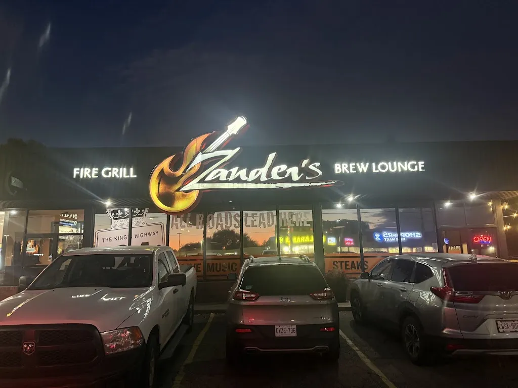 Zander's Fire Grill & Brew Lounge restaurante en Brant