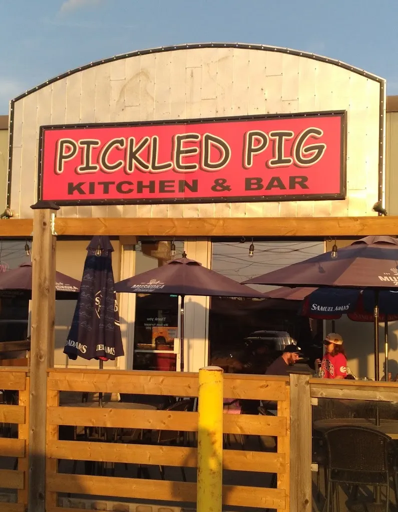 Josh Rainville_The Pickled Pig_Capreol_reseña