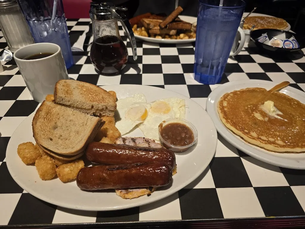 Zak's Diner Carleton Place_Carleton Place_slider_image_3