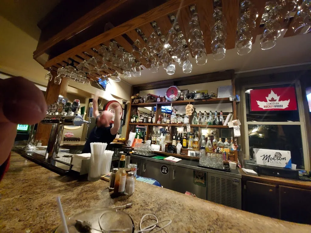 Thirsty Moose Pub & Eatery_Carleton Place_slider_image_3