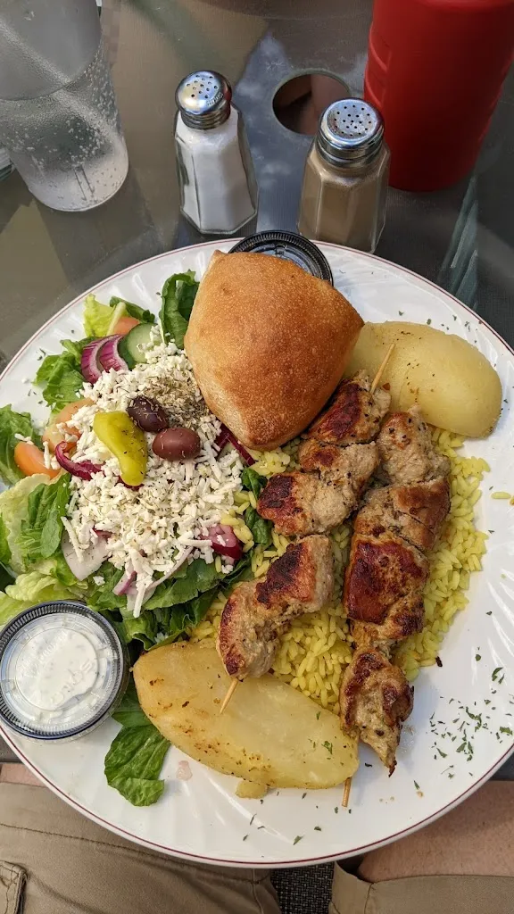 Michael_Thruway Restaurant_Carleton Place_review