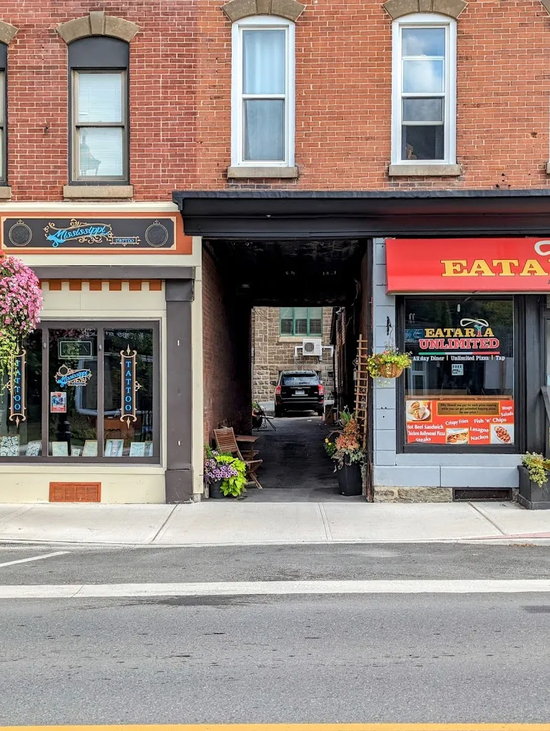 Eataria Unlimited_Carleton Place_slider_imagen_3