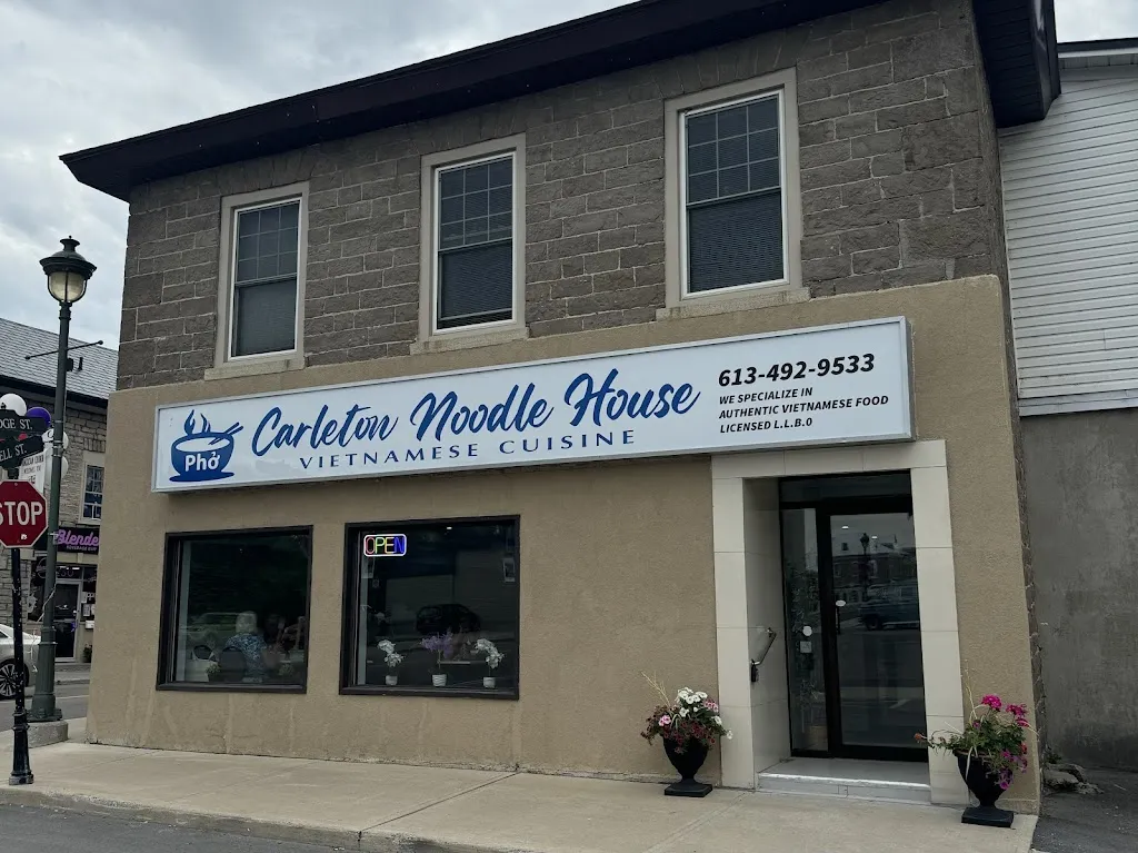 Carleton Noodle House restaurant in Carleton Place