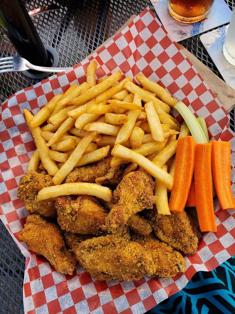 Mae Mae_Wing House_Cobourg_recensione