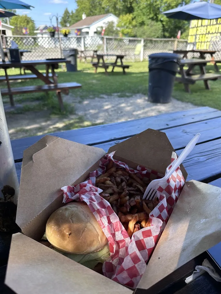 Just G's Chipstand_Dryden_slider_imagen_3