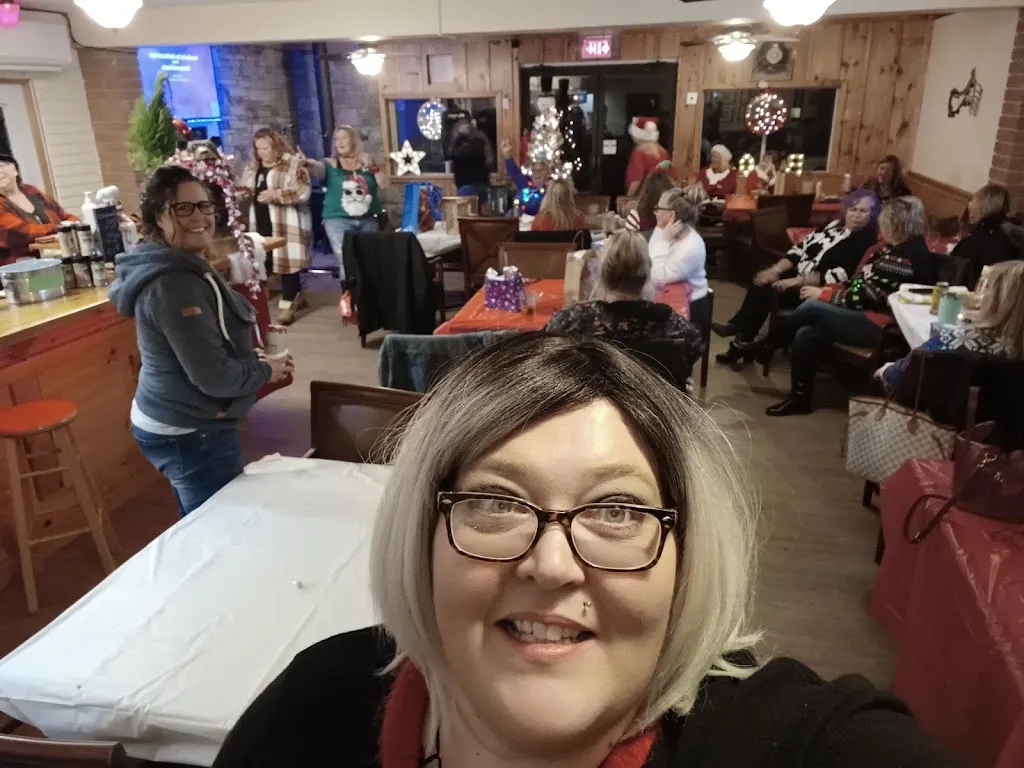 FjVixen87_The Backyard_Elmvale_review