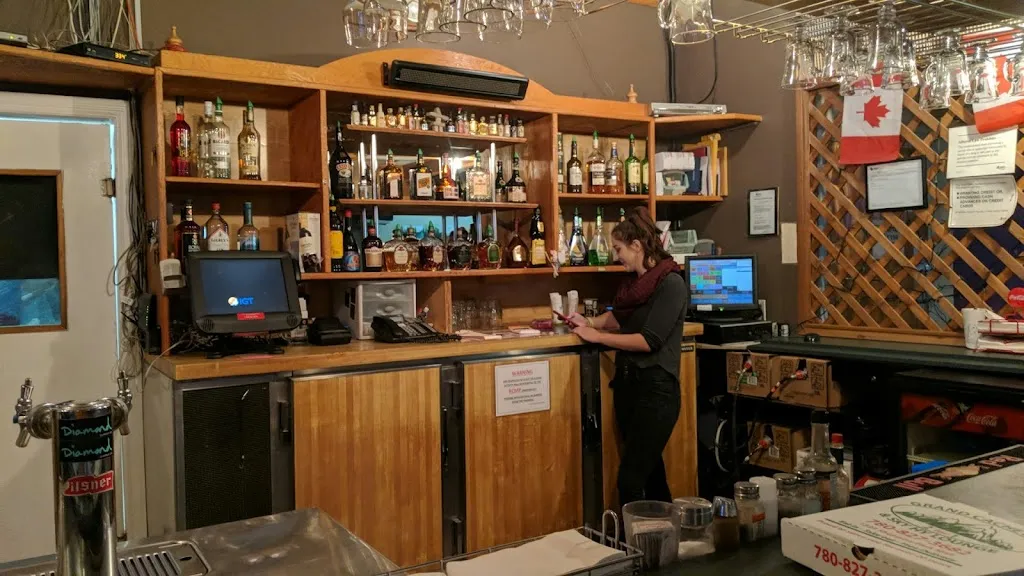 Grande Cache Pizza and Sky Hy Lounge restaurante en Grande Cache