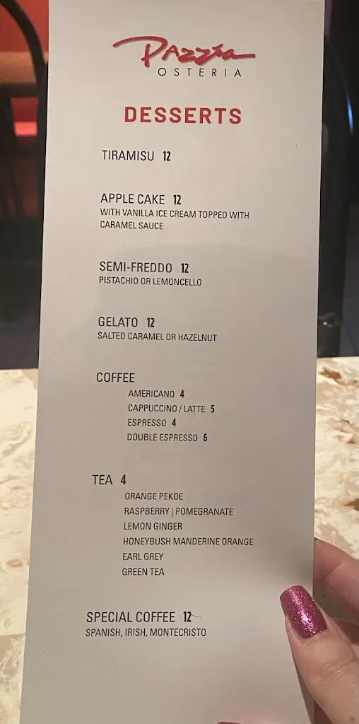 Pazzia Osteria restaurante en Etobicoke