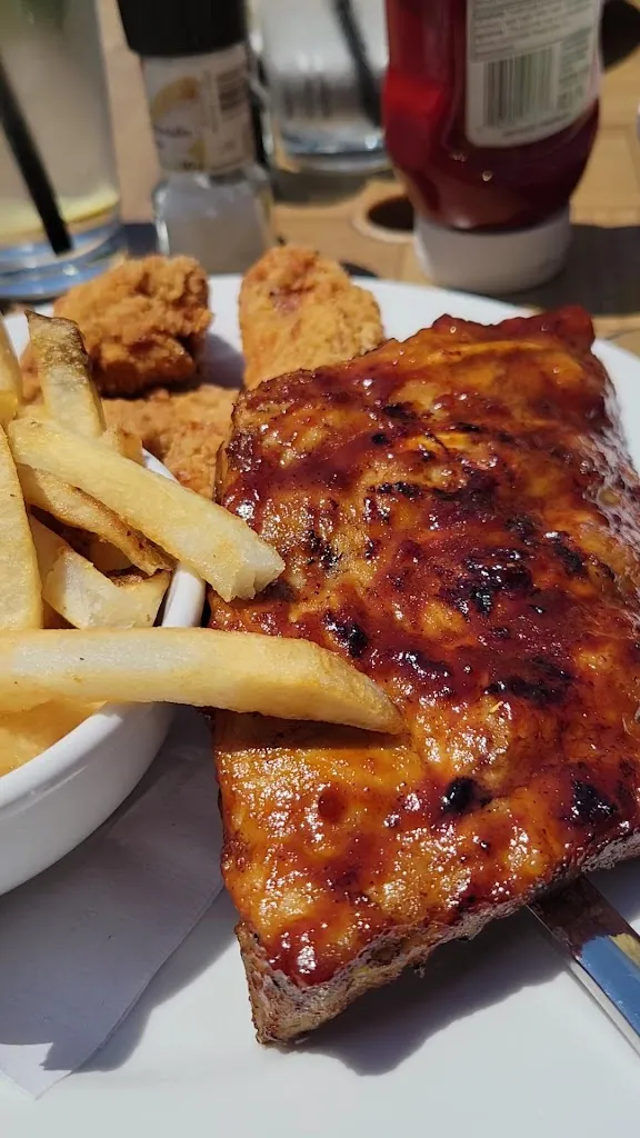 Park House Bar & Restaurant_Goderich_slider_imagen_2