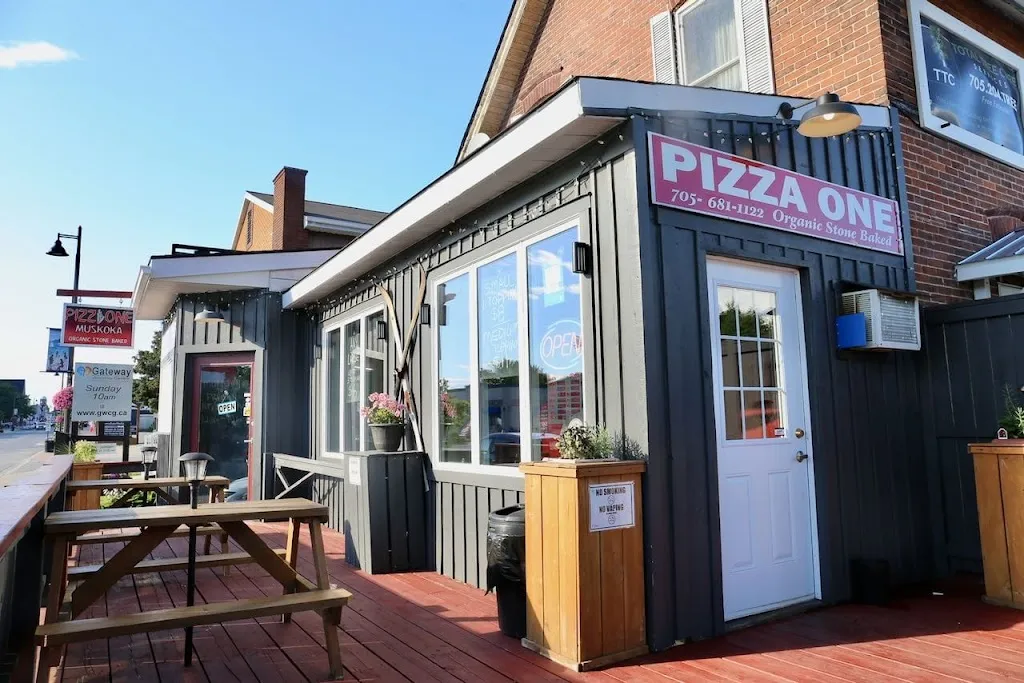 Pizza One Muskoka restaurante en Gravenhurst