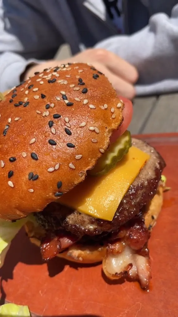 HAMBRGR King William_Hamilton_slider_imagen_2
