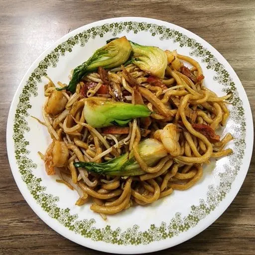 Young Chow Garden Restaurant restaurante en Innisfil