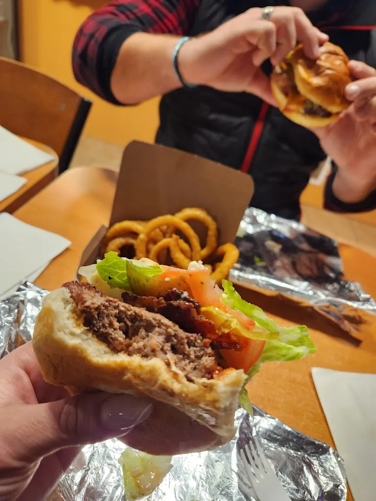 Fancy Nat_Johnny Burger_Innisfil_review