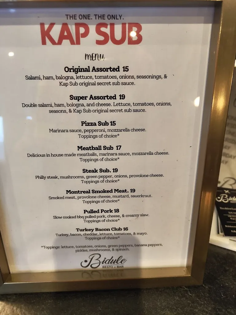 Ed_Bidule Restaurant + Bar_Kapuskasing_reseña