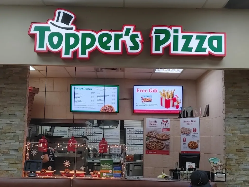 Topper's Pizza — Kapuskasing restaurante en Kapuskasing