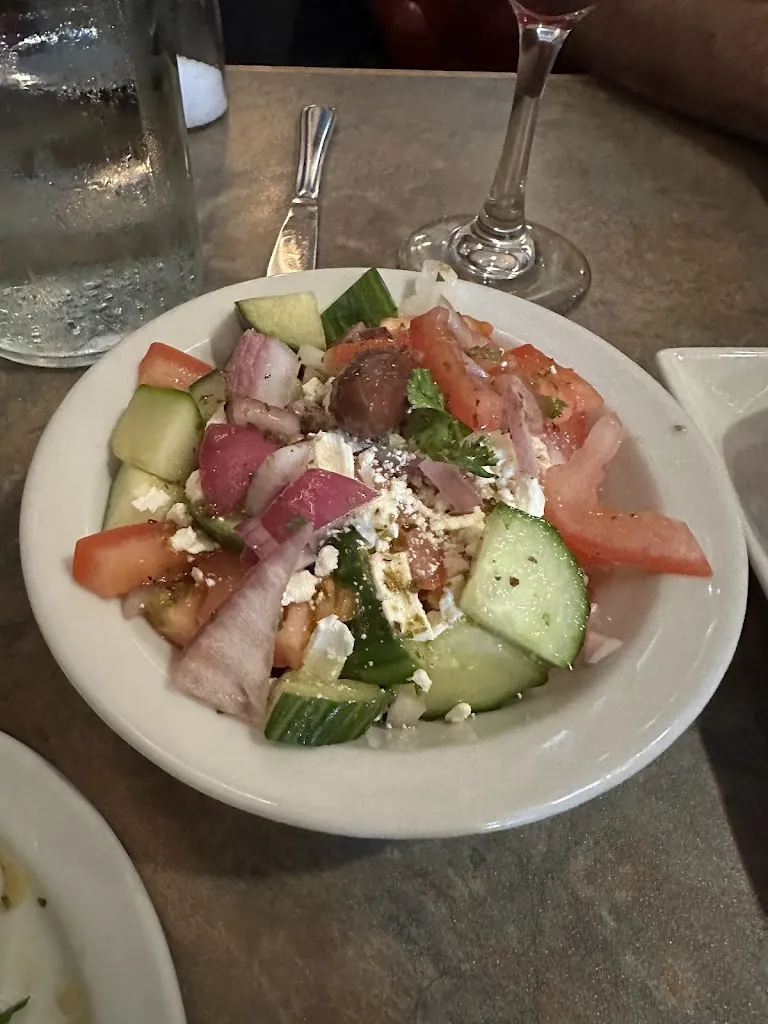Dino's Restaurant_Kenora_slider_imagen_2