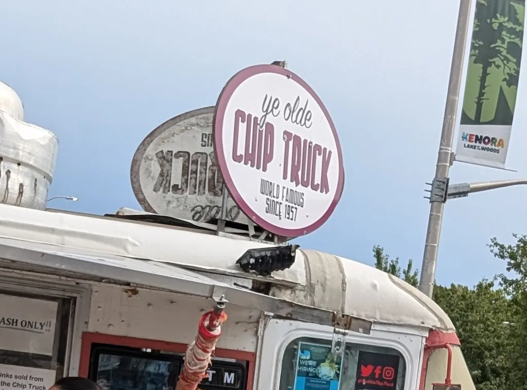 Ye Olde Chip Truck restaurante en Kenora