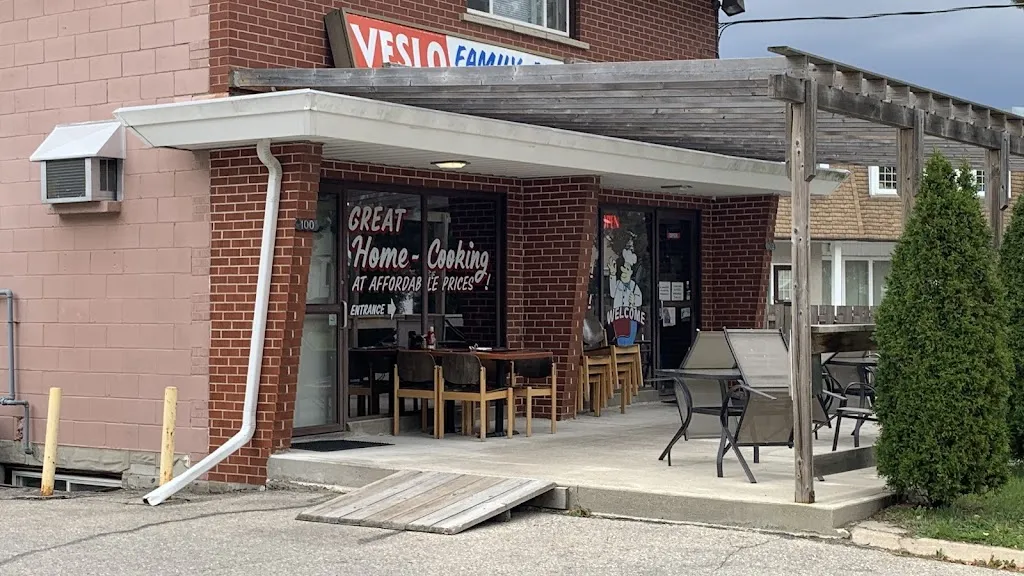 Veslo Family Restaurant restaurante en Kitchener