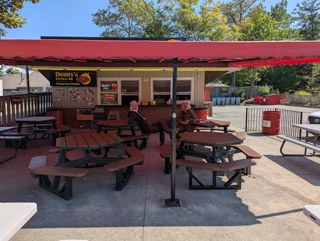 Denny's Drive-In ristorante a Lambton Shores