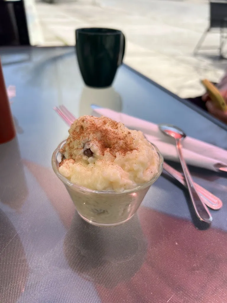 Annie Bowes_Eggcitement Bistro_Meaford_reseña