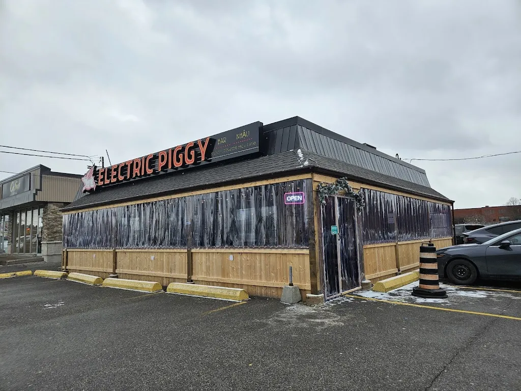 Electric Piggy Vỉa Hè restaurante en Markham