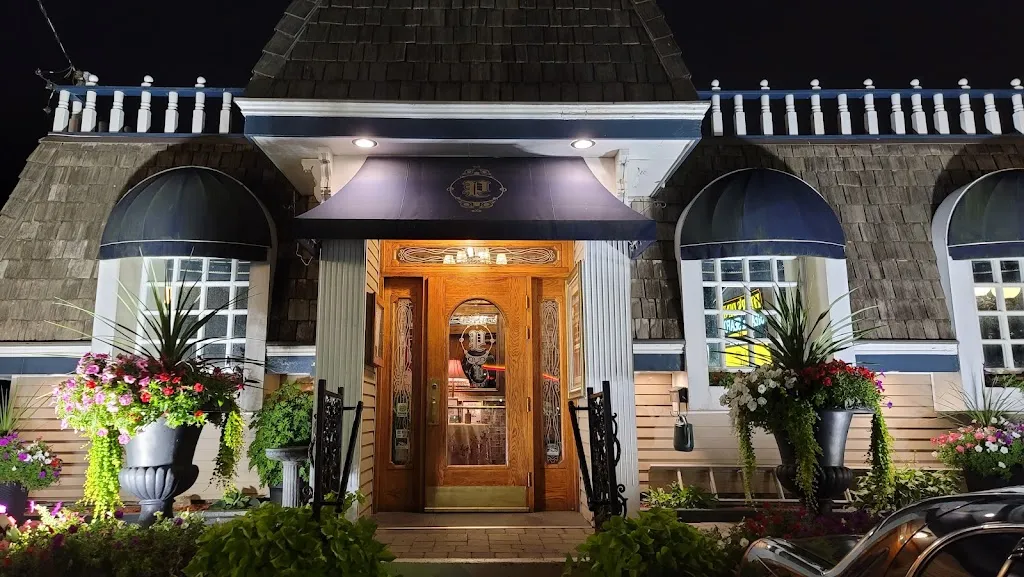 Peters Fine Dining restaurant in Markham