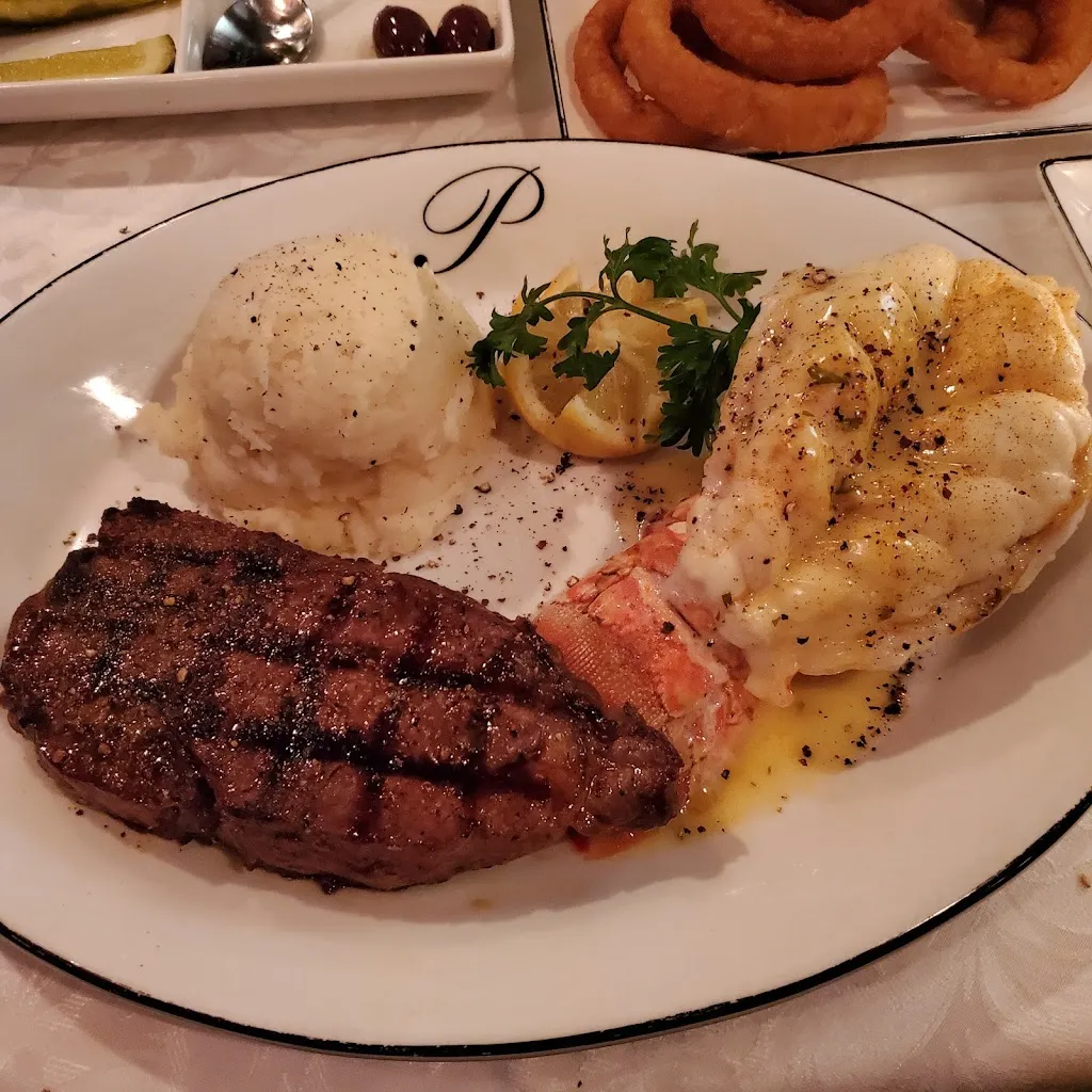 Peters Fine Dining_Markham_slider_image_3