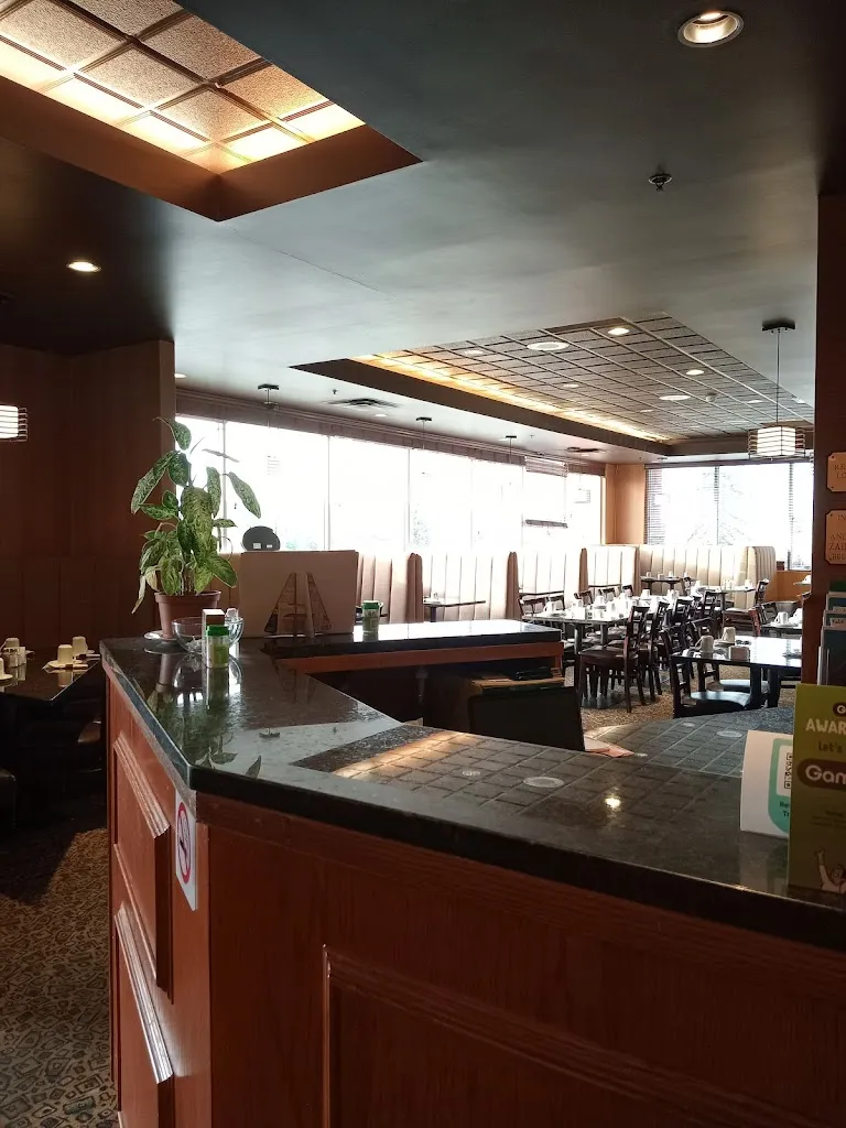 Ruby Restaurant Lounge restaurante en Hinton