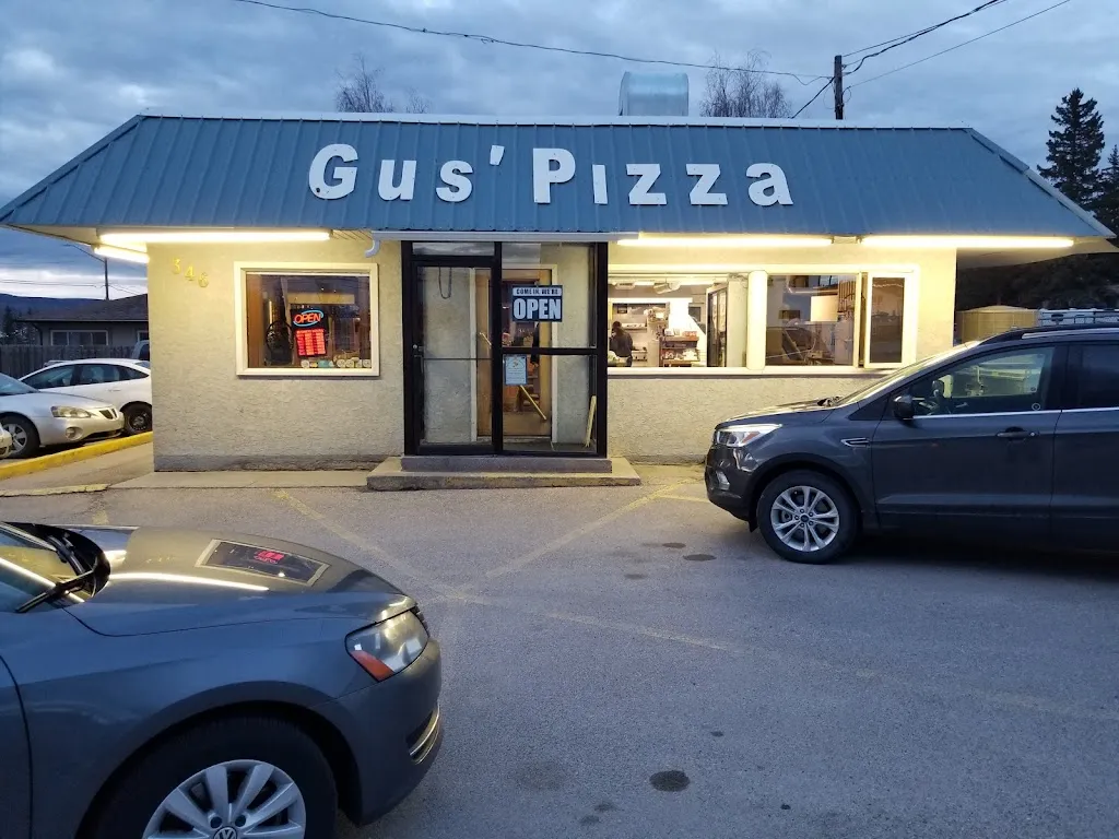 Gus' Pizza Place restaurante en Hinton