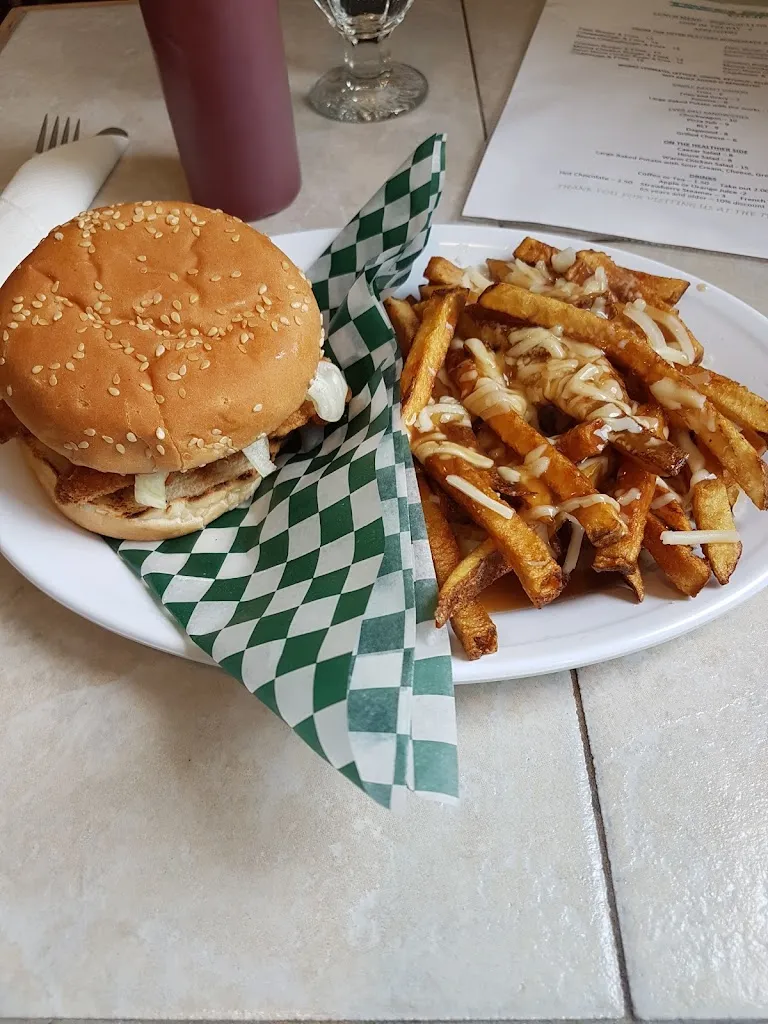 Treeline Diner restaurante en Moose Factory