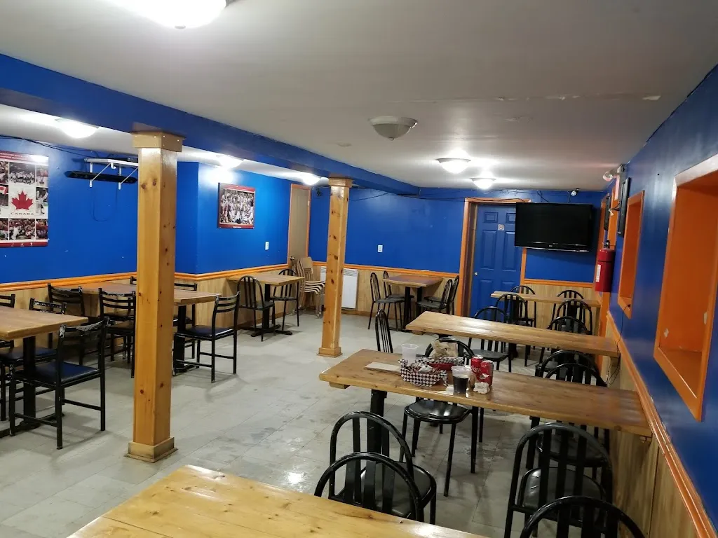 Sky Ranch Restaurant_Moosonee_slider_imagen_3