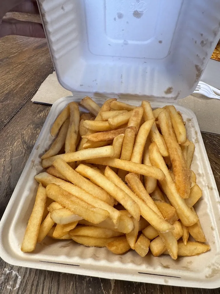 Bubba's Pizzeria & Restaurant_Napanee_slider_image_2